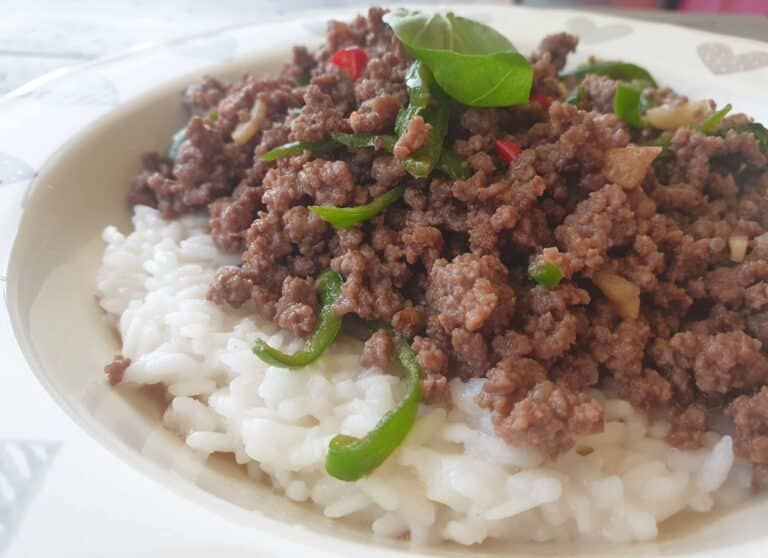 Thai beef with jalapeno and basil_2